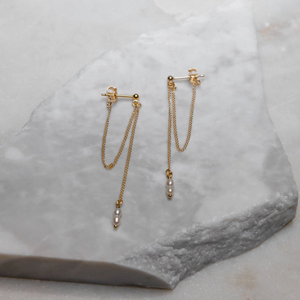 Amy Tamblyn Chain Loops with Pearl Charm