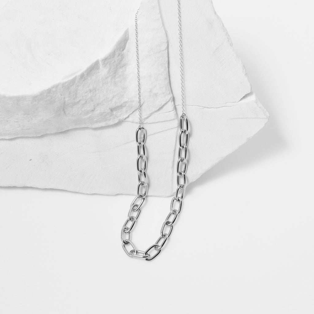 Chunky Links Collar Necklace