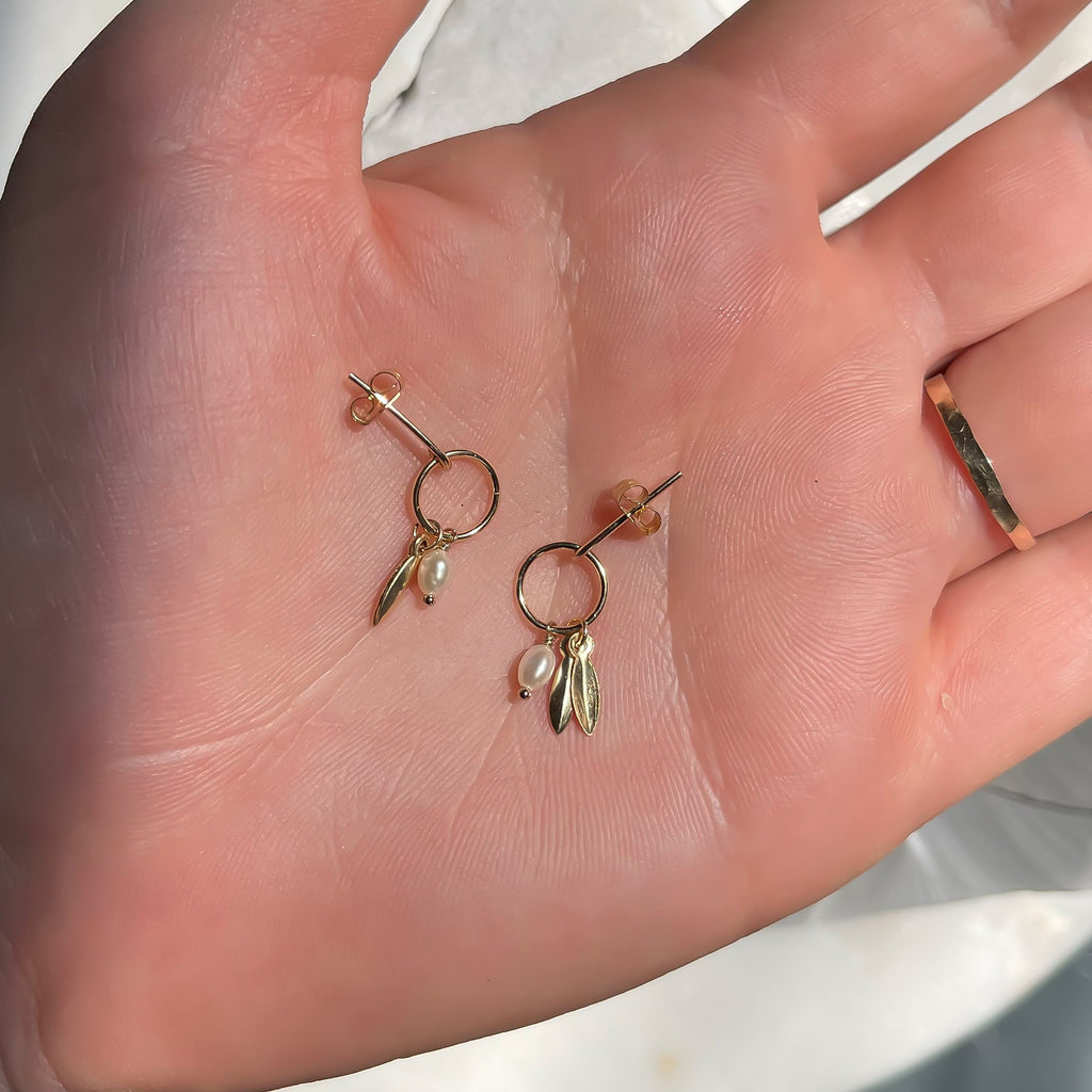 Rice Pearl & Circle Studs