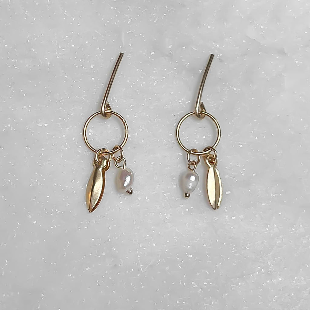 Rice Pearl & Circle Studs