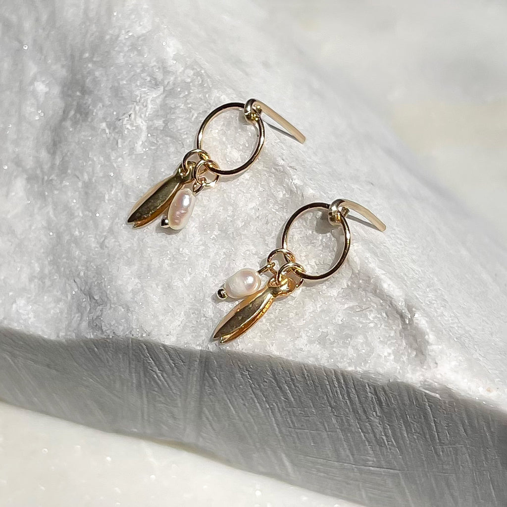 Rice Pearl & Circle Studs