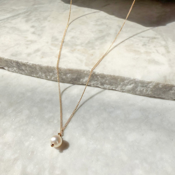 Amy Tamblyn Classic Peal Drop