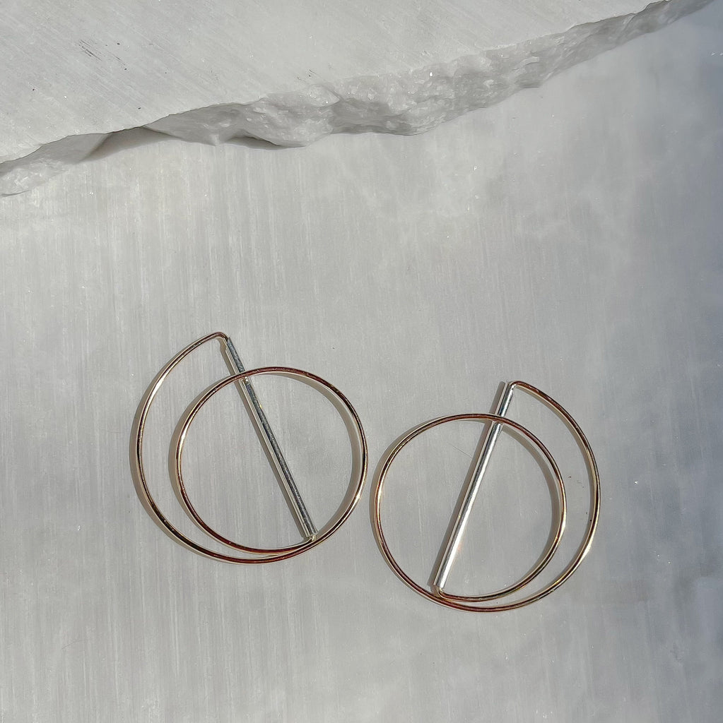 Straight Bar Eclipse Hoops