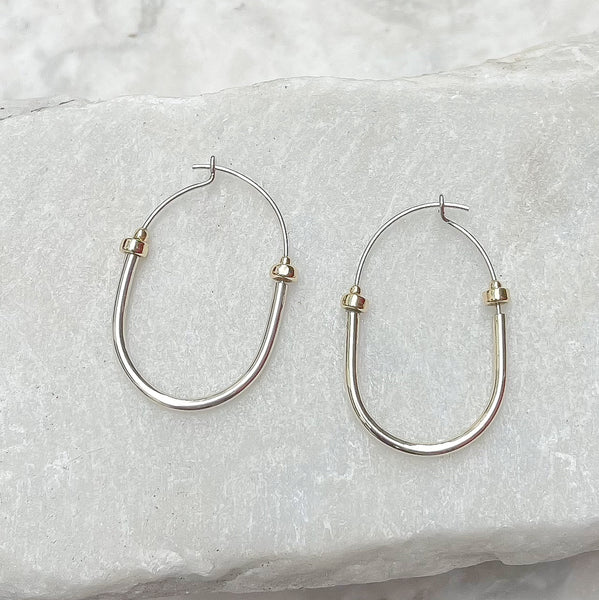Amy Tamblyn Silver Caps