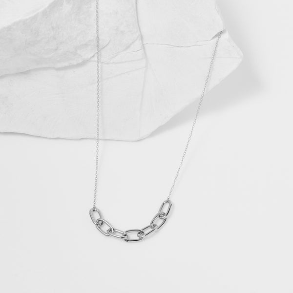 Amy Tamblyn Chunky Link Necklace - 7 Links