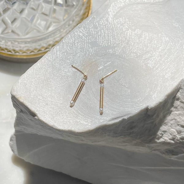 Amy Tamblyn Two Pearl Studs