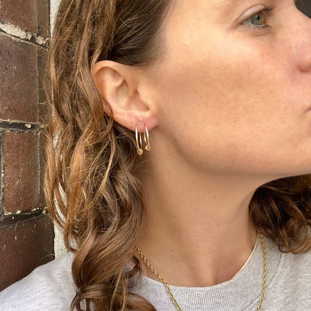 Simple Hoops with Ribbed Bead