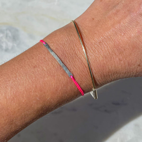 Amy Tamblyn Hammered Bar